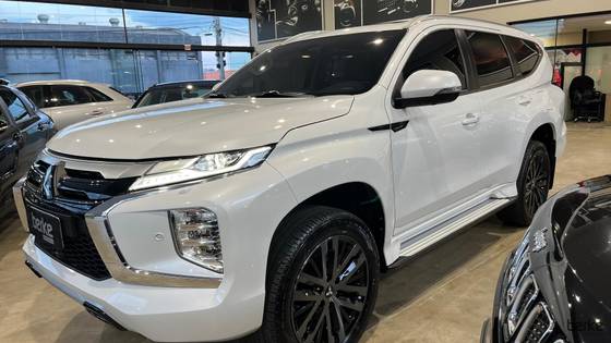 MITSUBISHI PAJERO SPORT 2.4 16V MIVEC TURBO DIESEL LEGEND AWD AUTOMÁTICO